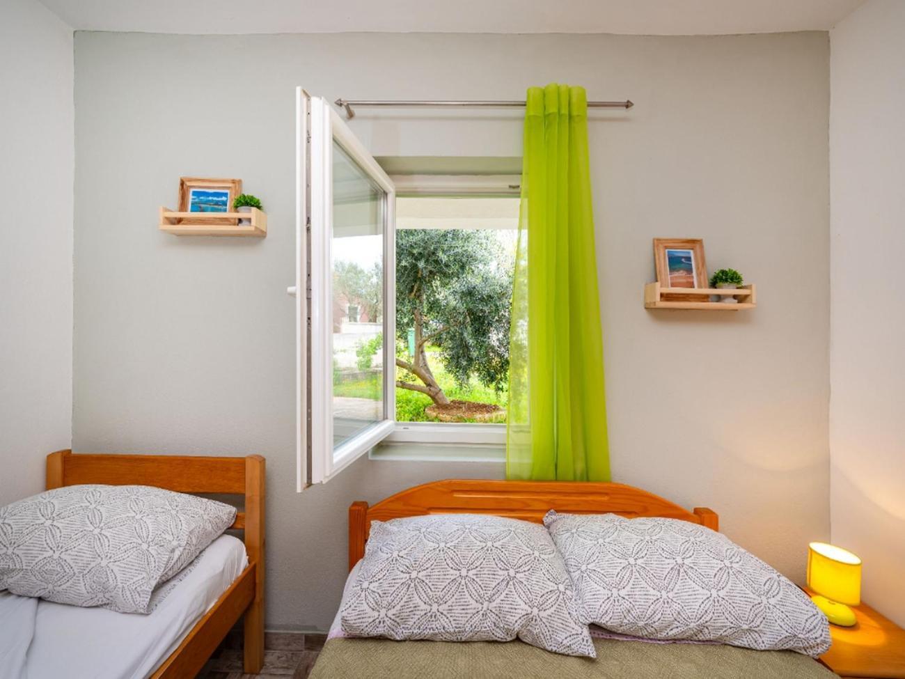 Apartments With A Parking Space Nin, Zadar - 10414 Номер фото